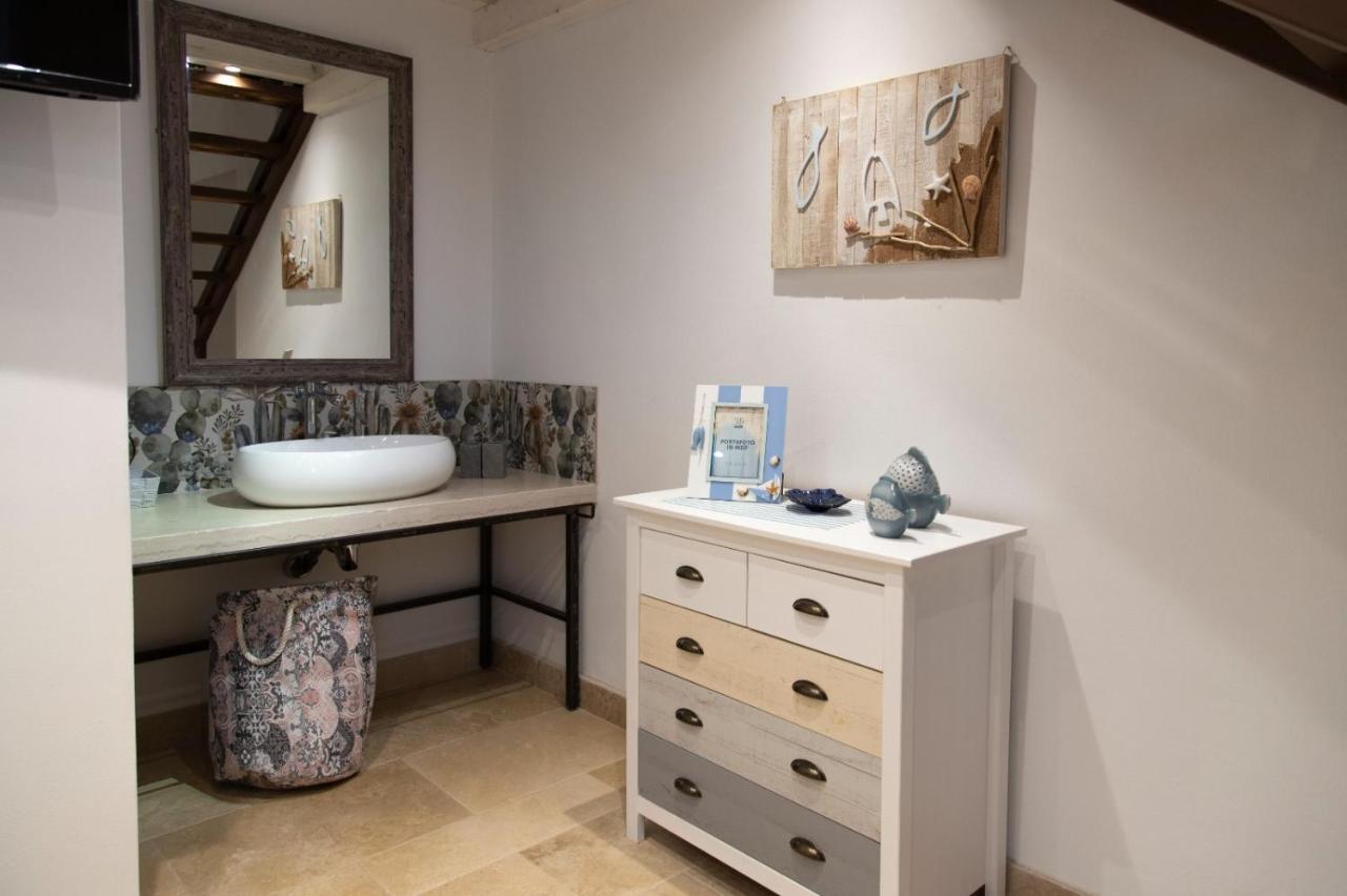 Il Casale Di Punta Prosciutto Bed & Breakfast Exterior photo