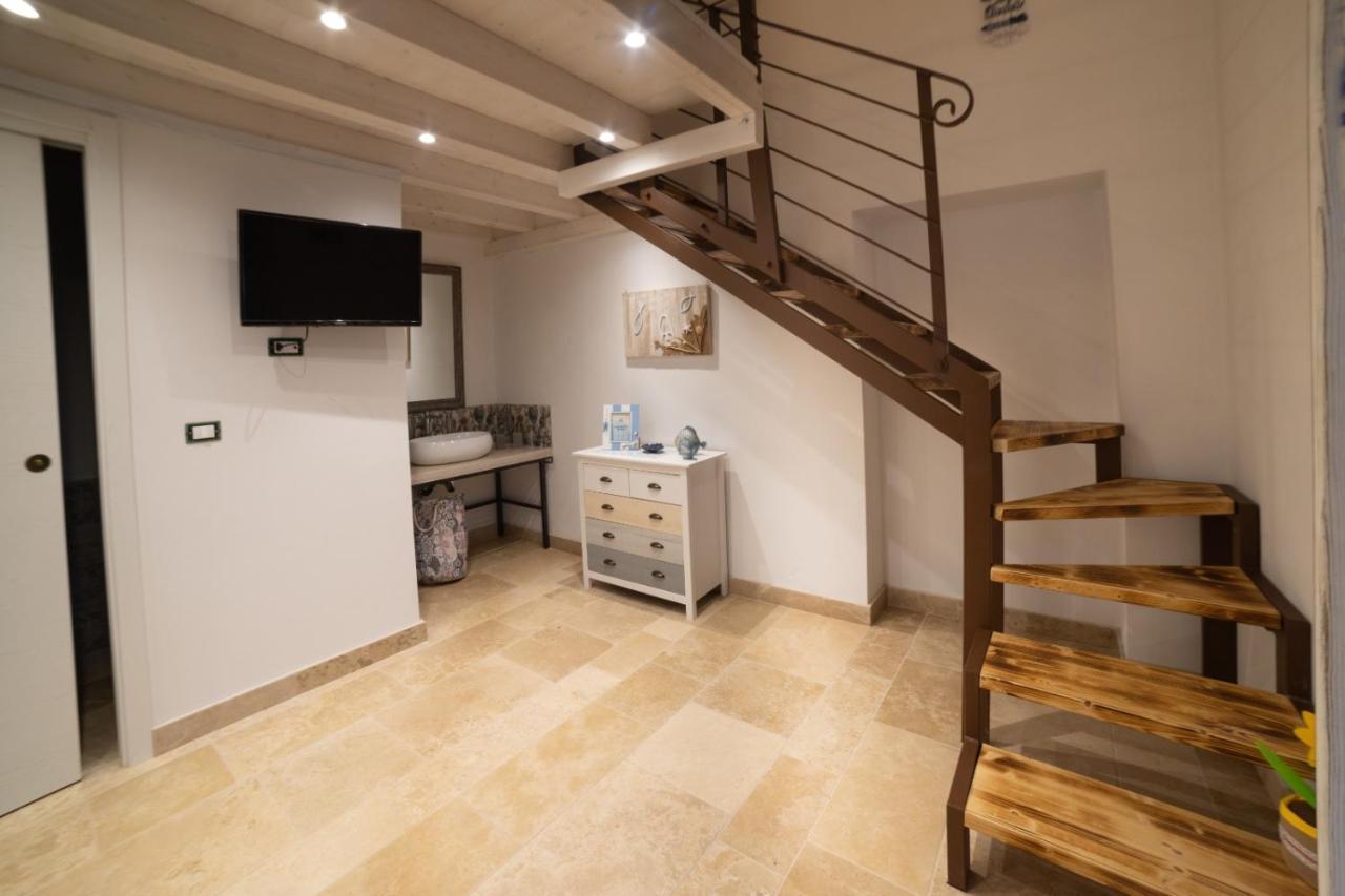 Il Casale Di Punta Prosciutto Bed & Breakfast Exterior photo