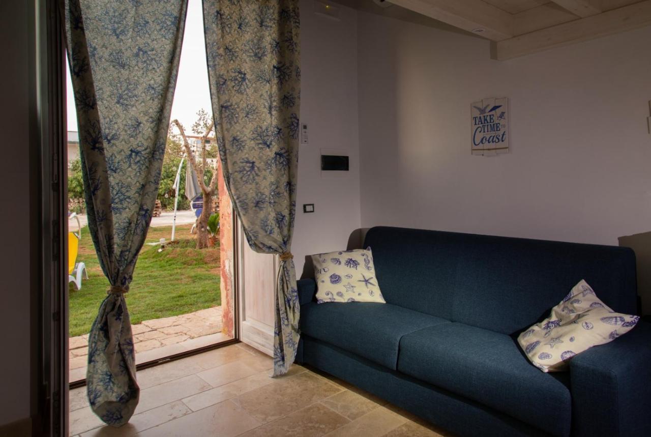 Il Casale Di Punta Prosciutto Bed & Breakfast Exterior photo