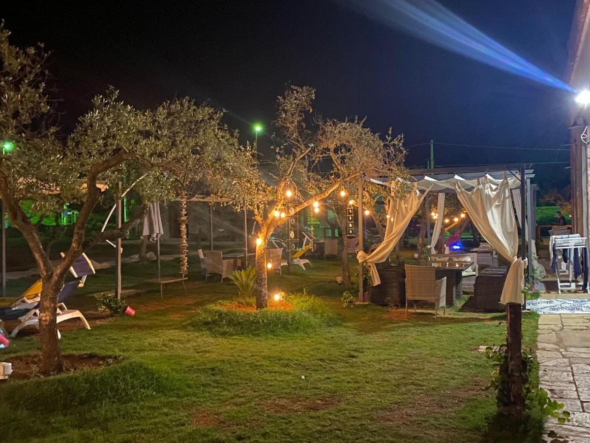Il Casale Di Punta Prosciutto Bed & Breakfast Exterior photo